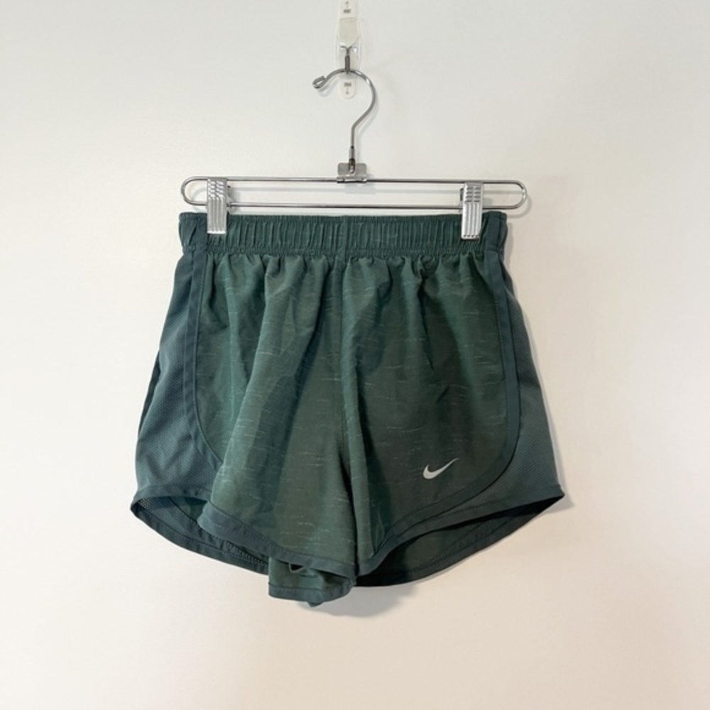 Nike Tempo Performance Short in Green sz XS